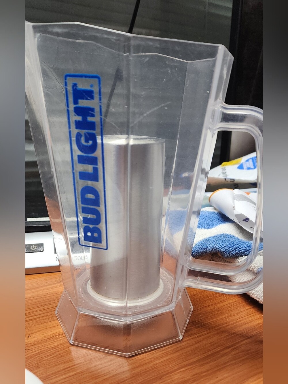 Bud Light Logo Plastic Polar Pitcher w/ Aluminum Ice Chamber 60oz 9" Made In USA